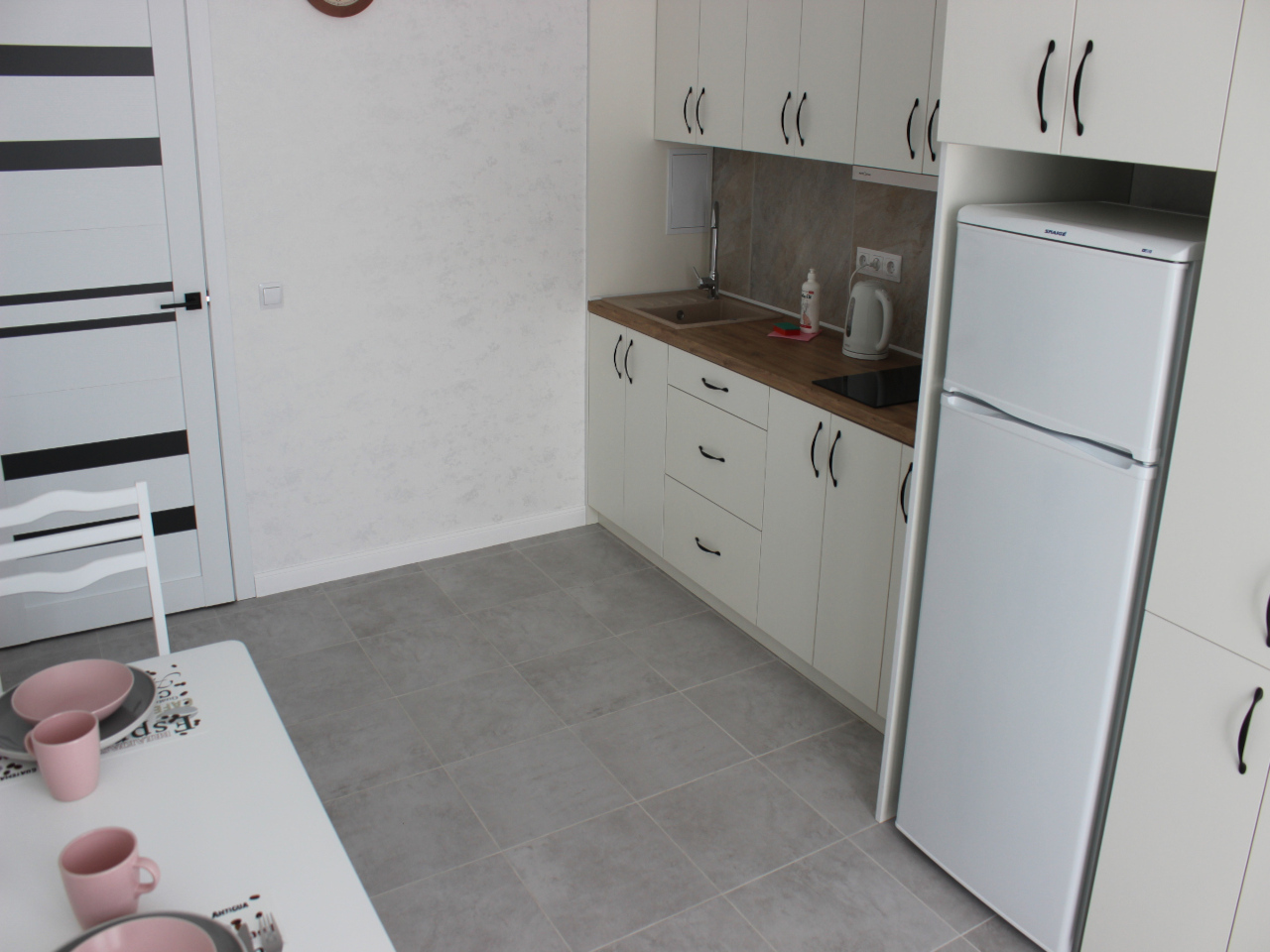 Фото Aпаpтaмeнты Восток 2 Калининград, Крымский проезд 2